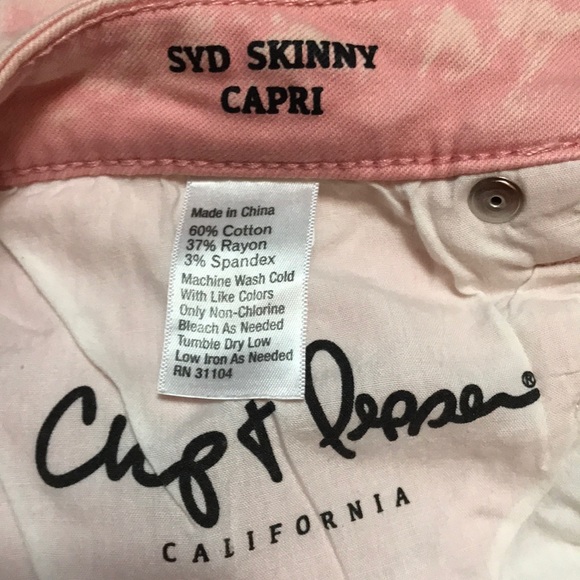 Chip & Pepper Skinny Capri 26 - Picture 5 of 5